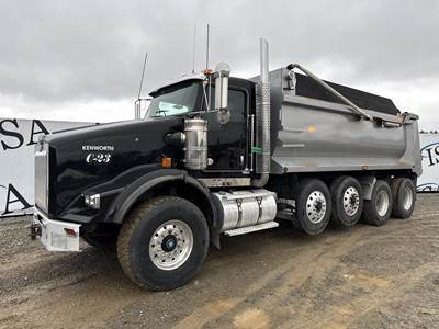 Kenworth T800 Dump Truck