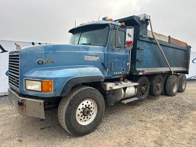 Mack CL713 Dump Truck