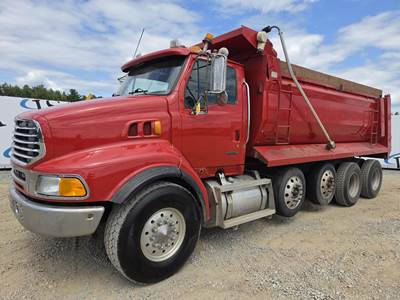 Sterling L9500 Dump Truck