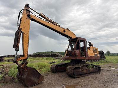 Case 980B Excavator