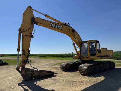 John Deere 230LC Excavator