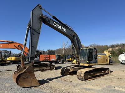 John Deere 350D LC Excavator