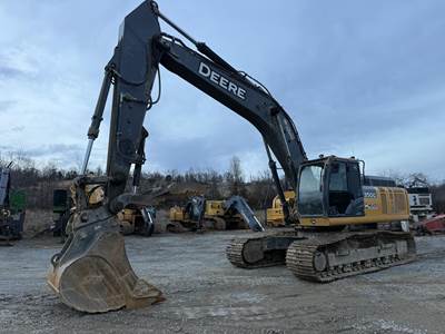 John Deere 350G LC Excavator