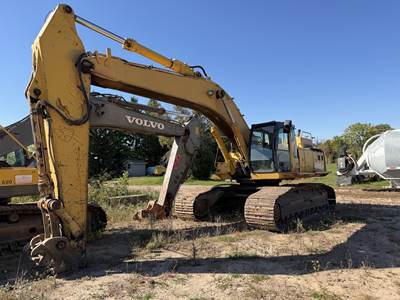 John Deere 450C LC Excavator