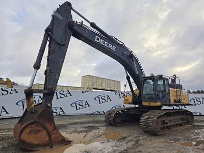 John Deere 470G LC Excavator