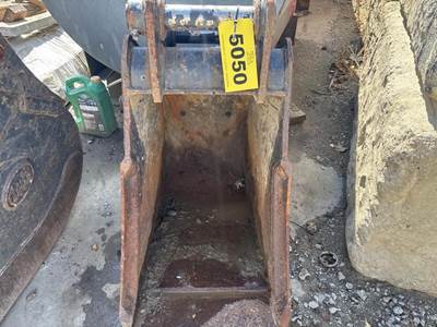 Komatsu PC400 Excavator