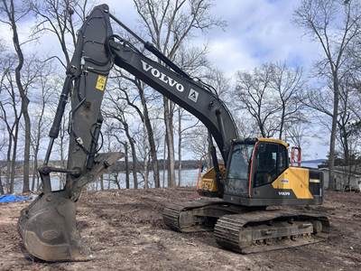 Volvo EC220EL Excavator