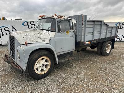 International Loadstar Farm / Grain Truck