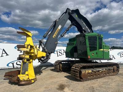 John Deere 853M Track Feller Buncher