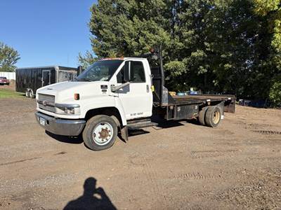 Chevrolet C5500 Flatbed Truck