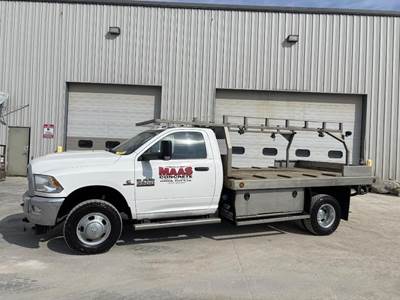 Dodge Ram 3500 Flatbed Truck
