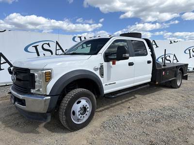 Ford F-550 Flatbed Truck