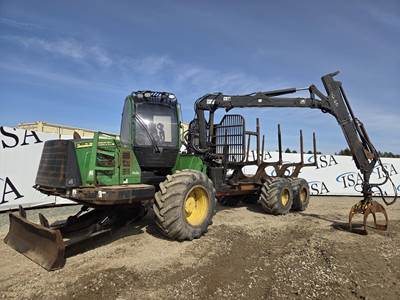 John Deere 1110E Forwarder