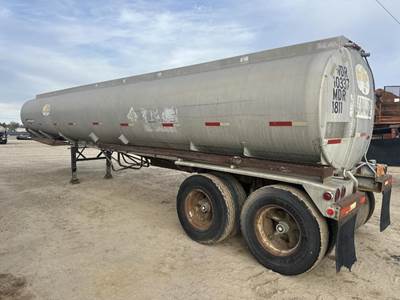 Fruehauf 38' Fuel Tanker Trailer