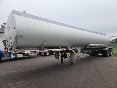 LBT 9500 Gallon Fuel Tanker Trailer