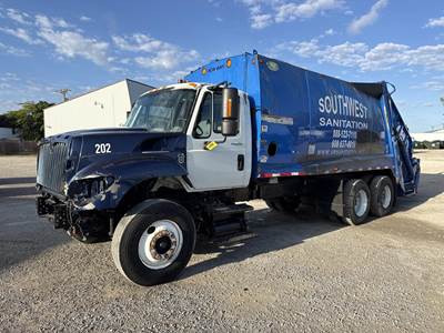 International WorkStar 7400 Side Load Garbage Truck