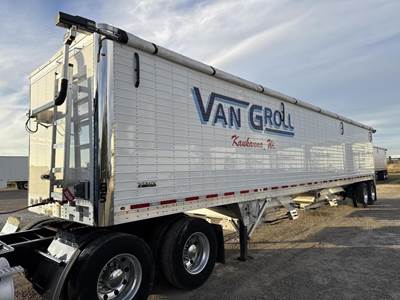 WILSON DWH-750 Hopper / Grain Trailer