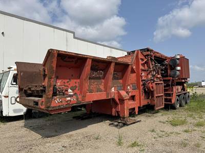 Morbark 6600 Horizontal Grinder