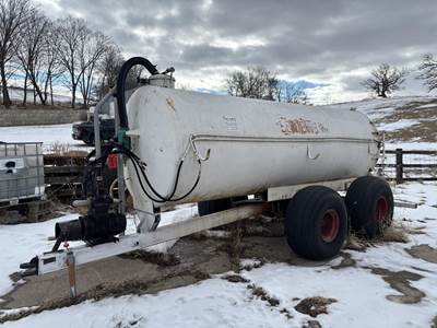 Better-Bilt 2300 Liquid Manure Spreader