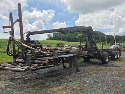 Great Lakes 42' Trailer-Mounted Log Loader