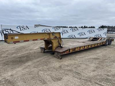 Eager Beaver TANDEM AXLE Lowboy Trailer