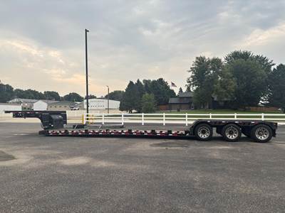 XL Specialized XL 70 HDG Lowboy Trailer