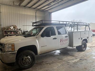 Chevrolet 3500 Mechanic / Service Truck