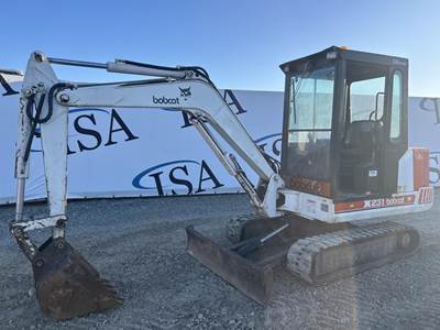 Bobcat X231 Mini Excavator