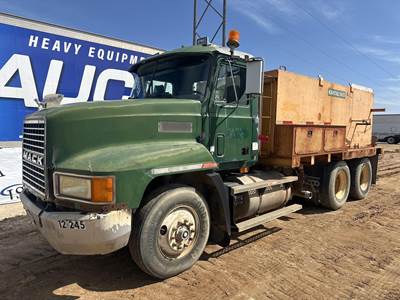 Mack CH613 Mixer / Ready Mix / Concrete Truck