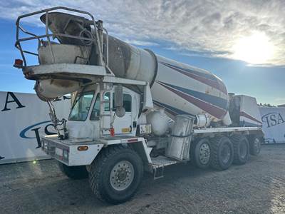 Oshkosh Mixer / Ready Mix / Concrete Truck