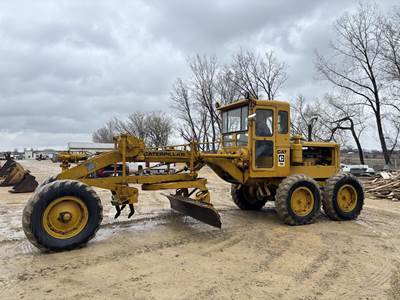 Caterpillar 12 Motor Grader