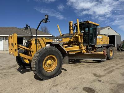 John Deere 770CH Motor Grader