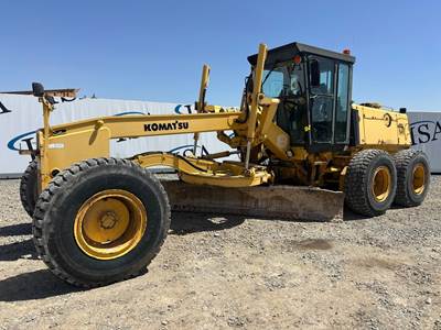 Komatsu GD650A Motor Grader