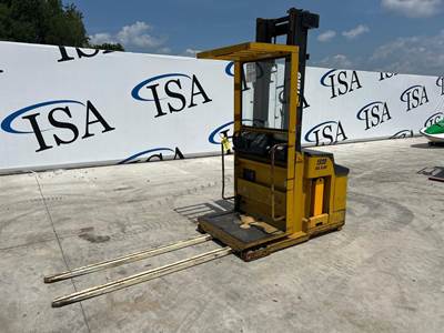 Yale OS030EA Order Picker Forklift