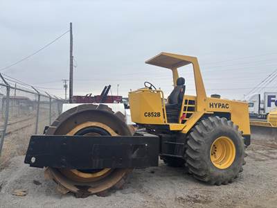 Hypac C852B Padfoot Roller Compactor