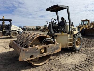 Ingersoll-Rand SD70F Padfoot Roller Compactor