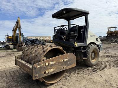 Ingersoll-Rand SD77F Padfoot Roller Compactor