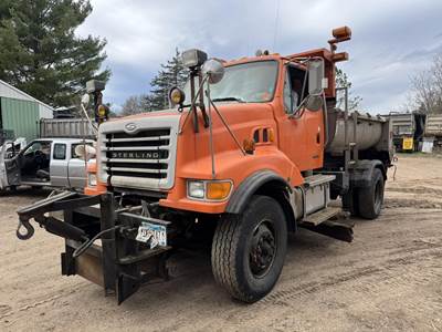 Sterling L8500 Plow / Spreader Truck