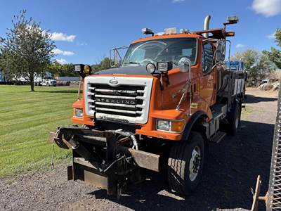 Sterling L8500 Plow / Spreader Truck