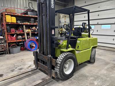Clark C500 Pneumatic Tire Forklift