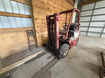 Clark Pneumatic Tire Forklift