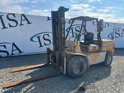 Hyster H100XL Pneumatic Tire Forklift