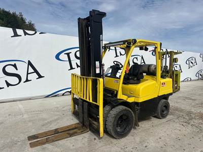 Hyster H90FT Pneumatic Tire Forklift