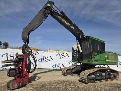 John Deere 2154D Logging Processor