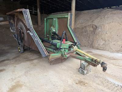 John Deere 1518 Rotary Cutter