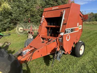 Hesston 730 Round Hay Baler