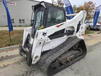 Bobcat T870 Skid Steer
