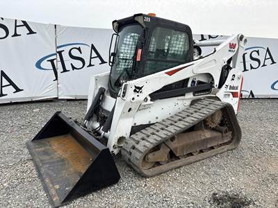 Bobcat T870 Track Skid Steer