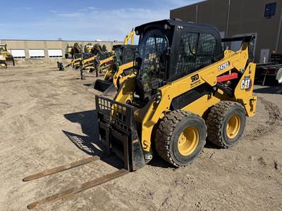 Caterpillar 242D3 Track Skid Steer
