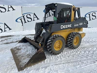 John Deere 320E Track Skid Steer